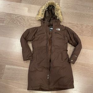 The North Face Arctic parka in brown xs down filled GUC